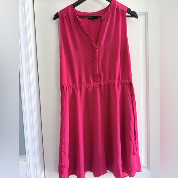 Tommy Hilfiger Dresses & Skirts - Tommy Hilfiger Bright Pink Sleeveless Dress